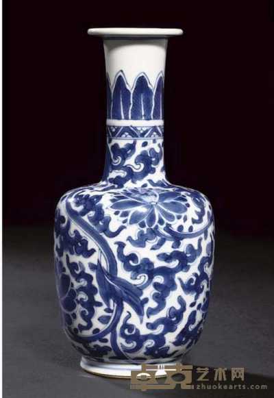 Kangxi A blue and white mallet shaped vase 